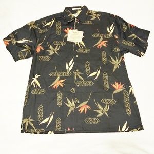 Hibiscus Hawaiian shirt Size Small
